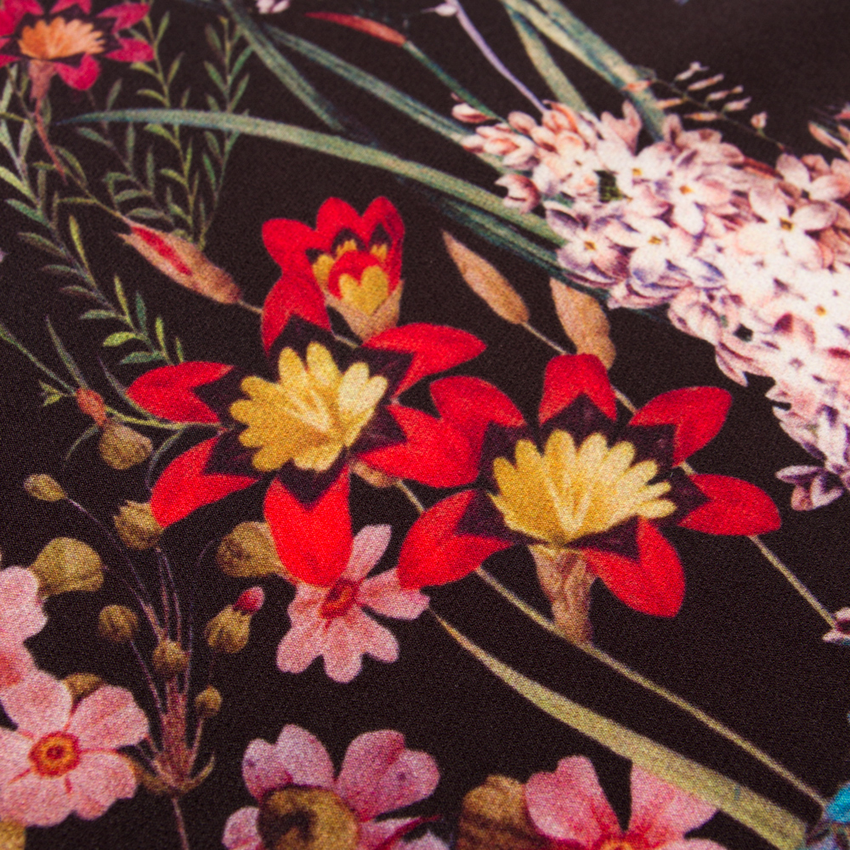 Jumper 2025 with flowers